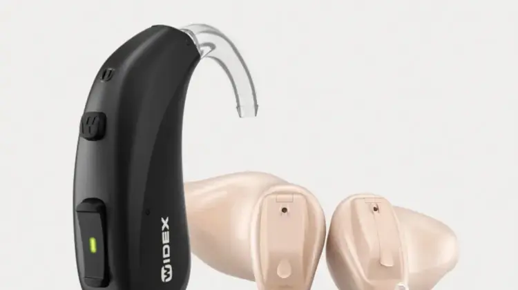 Widex-Moment_BTE-R-D-CIC Widex işitme cihazları ile siz de sevdiklerinizle olan iletişiminizi güçlendirebilir